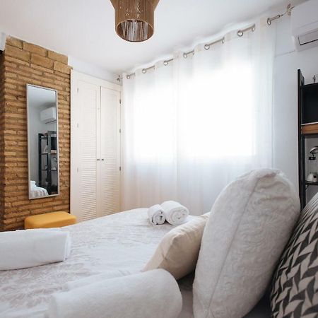 Apartament Cozy Attic With Terrace- 1Bd 1Bth- San Vicente Sewilla Zewnętrze zdjęcie