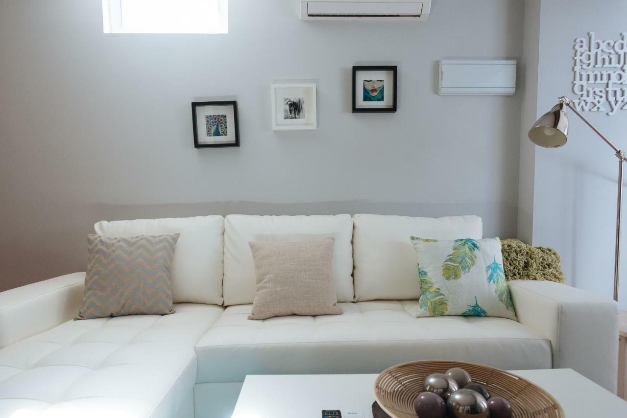 Apartament Cozy Attic With Terrace- 1Bd 1Bth- San Vicente Sewilla Zewnętrze zdjęcie