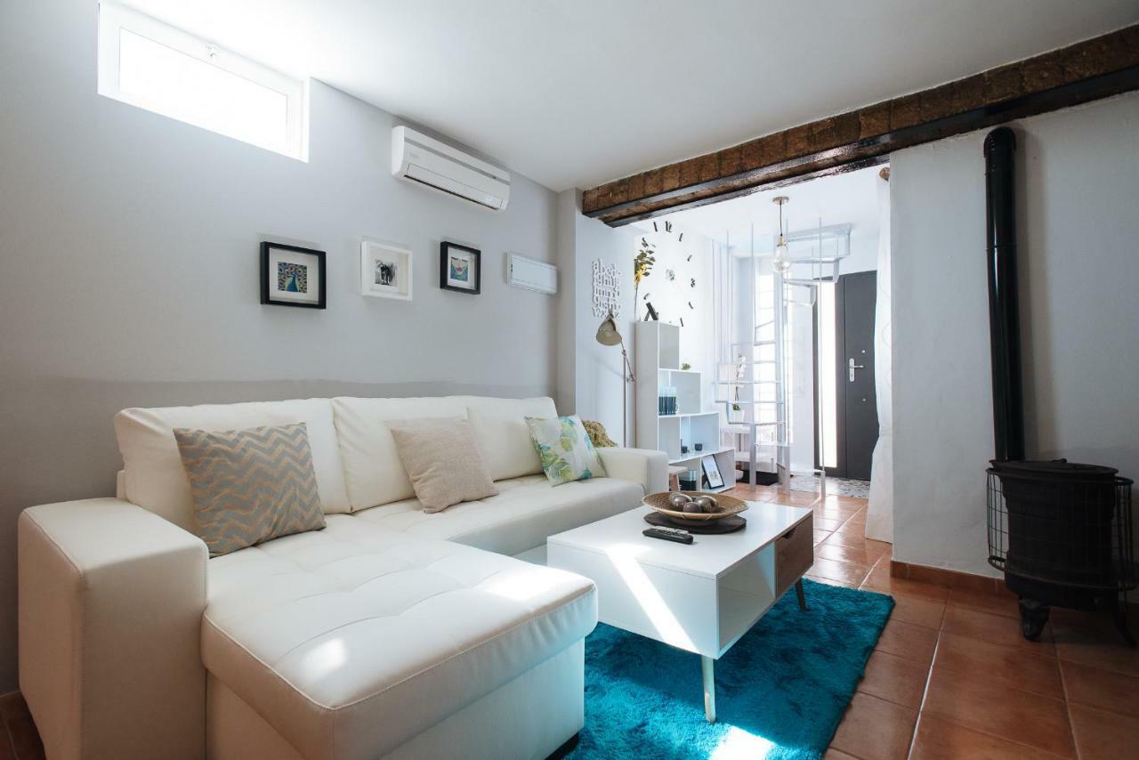 Apartament Cozy Attic With Terrace- 1Bd 1Bth- San Vicente Sewilla Zewnętrze zdjęcie